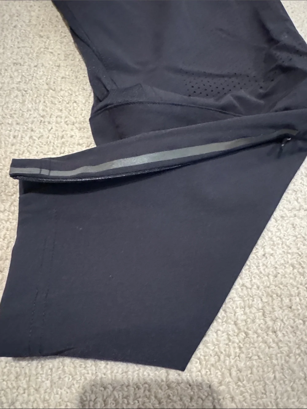 NWT LEGENDS Carson Pant - Black